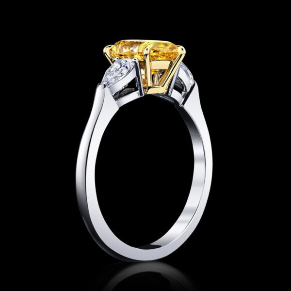 1.60 CT PEAR SHAPED FANCY INTENSE YELLOW ORANGE DIAMOND RING - #R9011 - Image 2