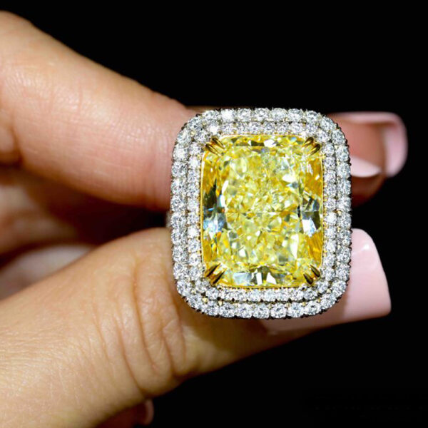 17.49 CT CUSHION CUT FANCY LIGHT YELLOW DIAMOND RING - #MR-21405 - Image 4