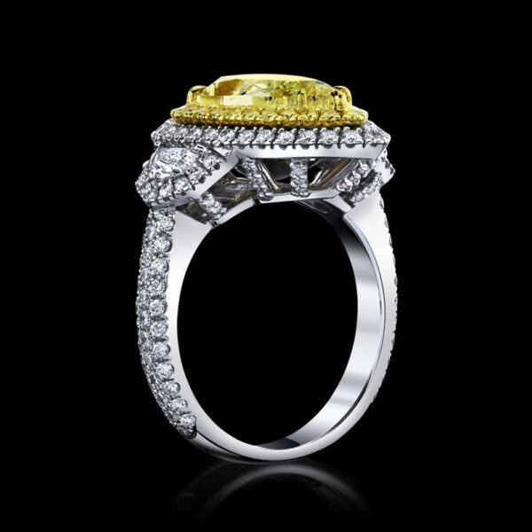 4.00CT PEAR SHAPE W-X DIAMOND RING - #RR-214 - Image 2