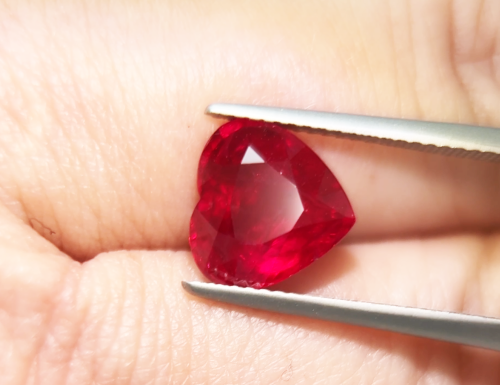 4.09CT Pigeon Blood Heart Shaped Ruby