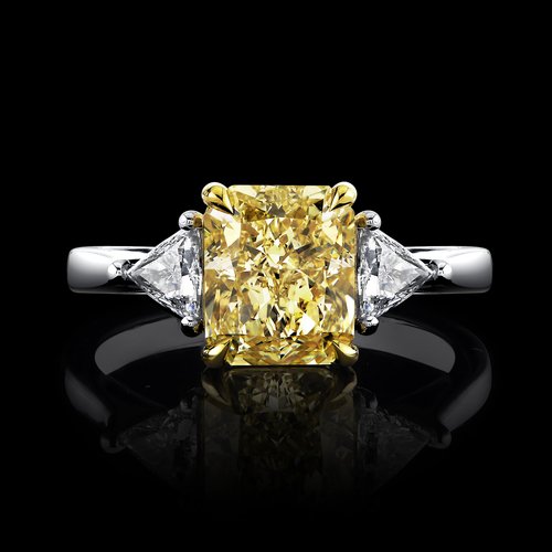 2.70CT RADIANT CUT FANCY LIGHT YELLOW DIAMOND RING - #R9076