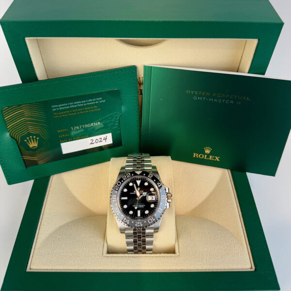 Rolex GMT-Master II 40mm Bruce Wayne Jubilee - NEW - Image 6