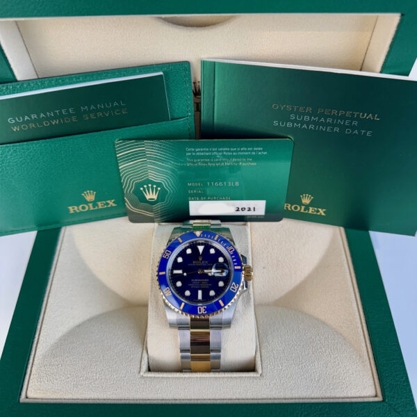 Rolex Submariner Date 40 mm Blue Dial YG/SS - Image 2