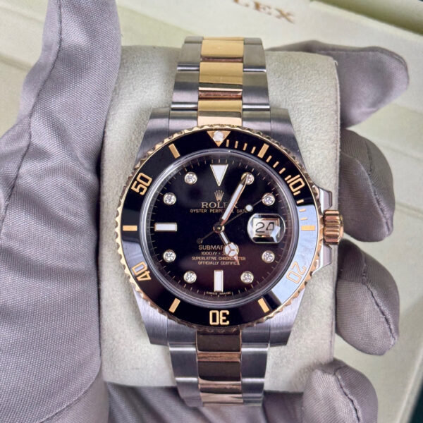 Rolex Submariner Date 40mm Black DIA Dial SS/YG Oyster