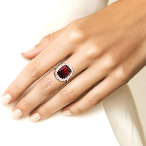 10.14CT Cushion Cut Burma "No Heat" Red Spinel and Diamond Ring - RG47705 - Image 2
